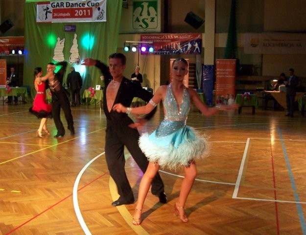 Tancerze walczyli na parkiecie w turnieju Gar Dance Cup 2011 (ZDJĘCIA)