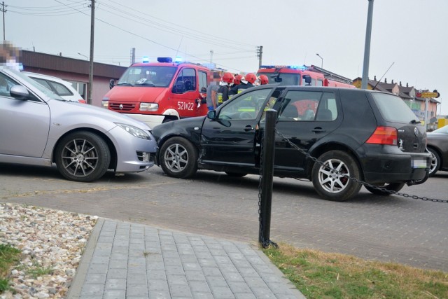 Na ulicy Kościuszki w Sępólnie zderzyły się dwa auta. Jedna osoba trafiła do szpitala