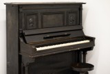 Pianino z Neustettin wróciło do Szczecinka. Cenny instrument już w muzeum [zdjęcia]