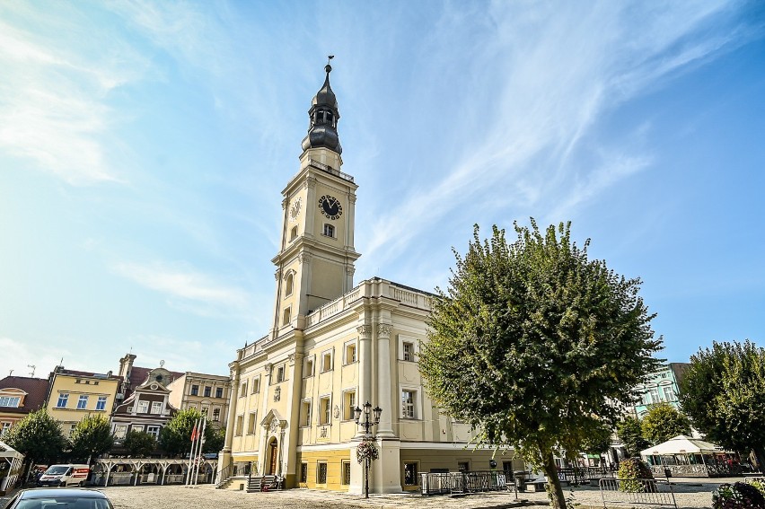 Ratusz w Lesznie uważany jest za jeden z najpiękniejszych...