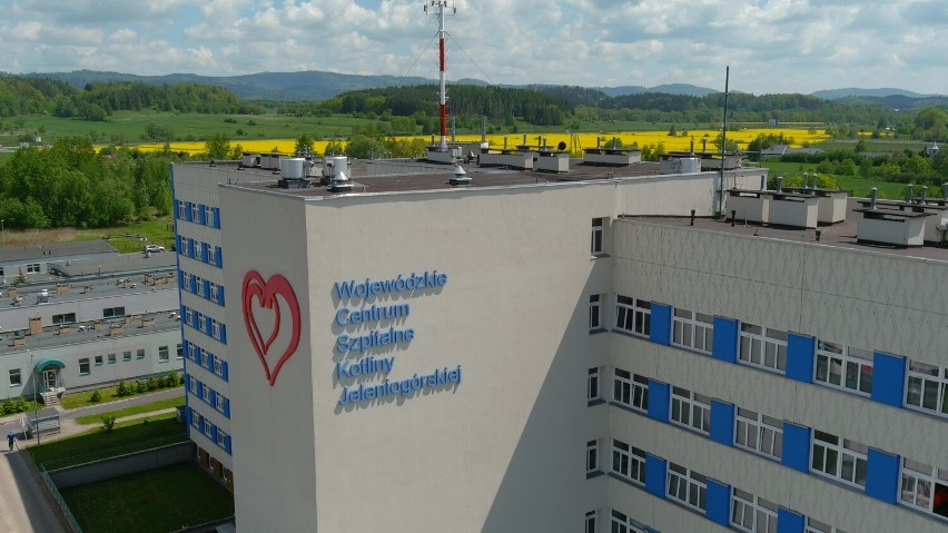 Dyrektor szpitala w Jeleniej Górze, oficjalnie ogłasza odejście ze stanowiska!