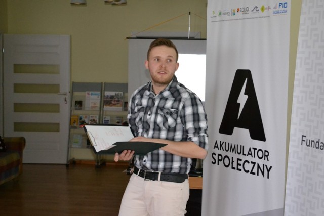 Artur Rajkowski (Fundacja Pokolenia), prowadzący