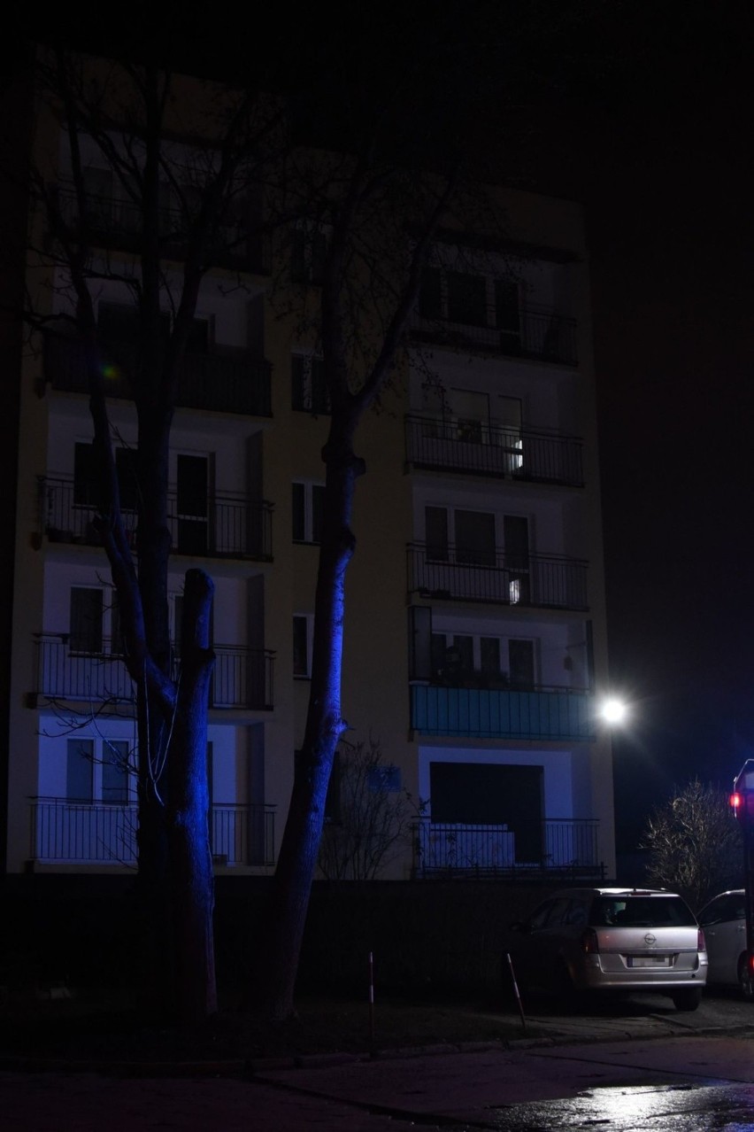 Pożar w mieszkaniu Kielcach. Ewakuowana kobieta [WIDEO, ZDJĘCIA]