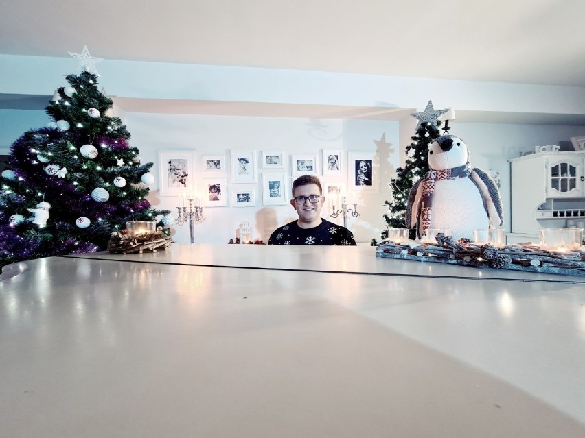 Bartosz Jagielski z Wielunia nagrał świąteczny teledysk. Posłuchajcie i zobaczcie zdjęcia z planu