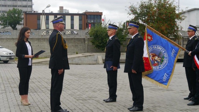 Mariusza Sztuczkę (drugi od lewej) zastąpił Robert Wiśniewski (trzeci od lewej)