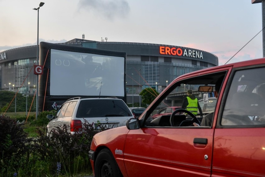 Kino samochodowe przy ERGO ARENIE działa od 11 czerwca. W...