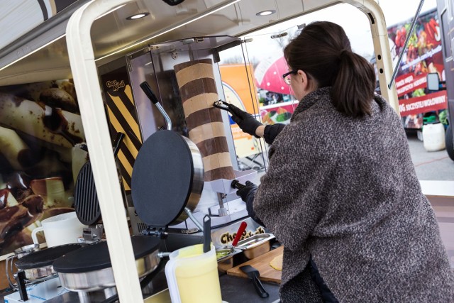 Żarcie na Kółkach 2017. Wielki zlot food trucków powraca, będzie czekoladowy kebab!