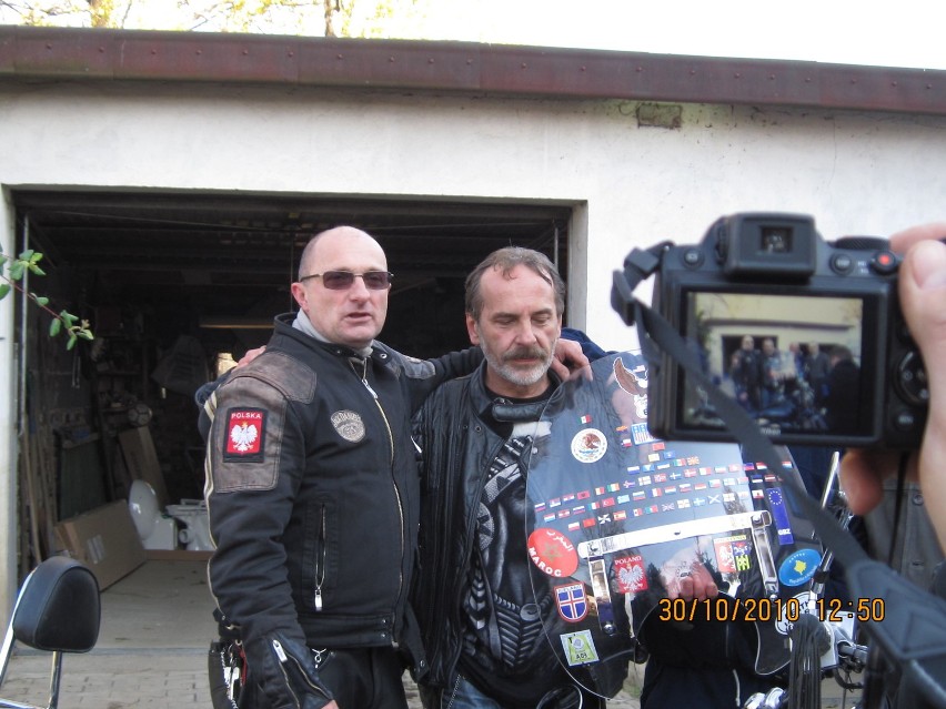 Wrocławscy przyjaciele pomagają motocykliście z Bogatyni