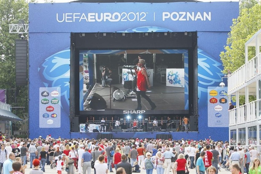 Euro 2012 - Jarzębina i Ostrowska w Strefie Kibica w Poznaniu [ZDJĘCIA, WIDEO]