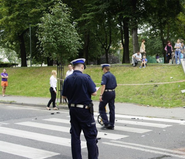 13-latek został potrącony na prześciu dla pieszych