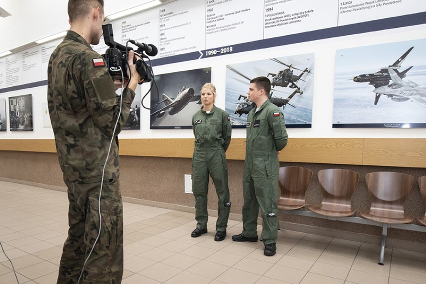 Dzień otwarty w Lotniczej Akademii Wojskowej (Zdjęcia)