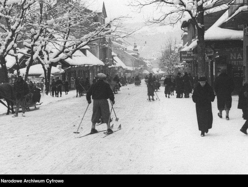 Krupówki 100 lat temu. Szusowali tam narciarze i jeździły...