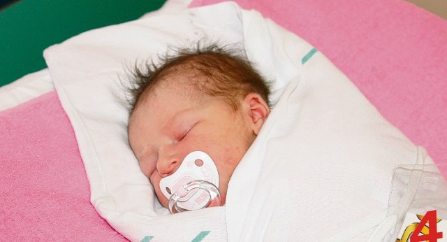 Iga Nowak urodziła się jako pierwsza w 2010 roku w lubińskim szpitalu. Ujrzała świat o godz. 15.45