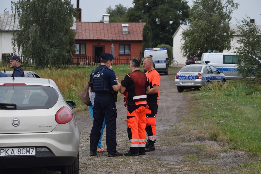 zabójstwo w Zadowicach. trwa obława na sprawcę