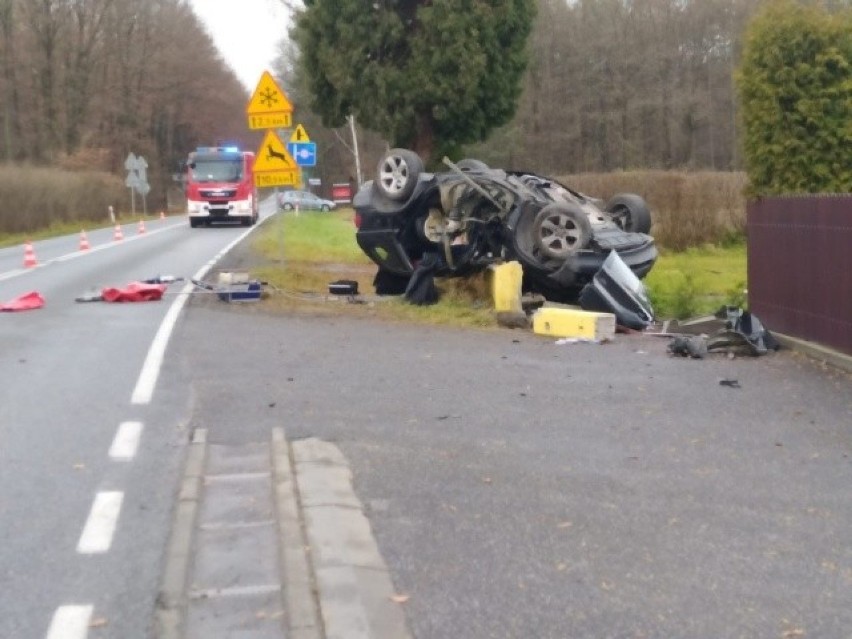 Kierowca BMW zginął na miejscu. To 59-letni mieszkaniec...