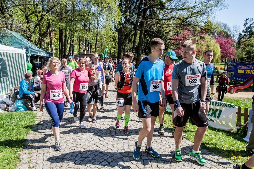 Uzdrowiskowy Półmaraton Górski „Na Chełmiec" w Szczawnie-Zdroju wygrał Piotr Holly