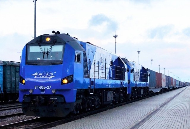 Pociąg przewiózł 45 kontenerów z chińskiego Xi’an