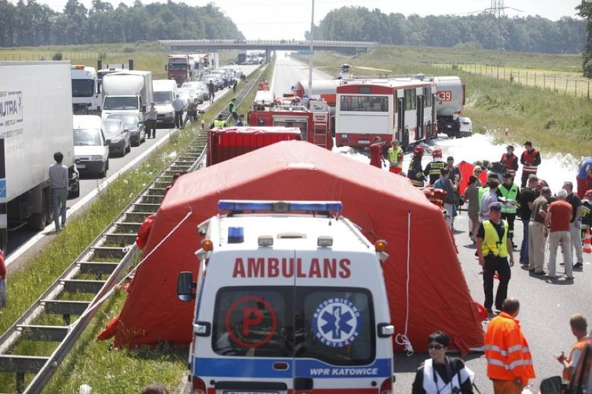 Krapkowice: Tragiczny wypadek na autostradzie A4. 7 ofiar w ukraińskim busie