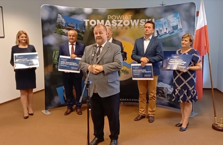 Polski Ład - 3. edycja. Prawie 7 milionów złotych dla trzech samorządów z powiatu tomaszowskiego