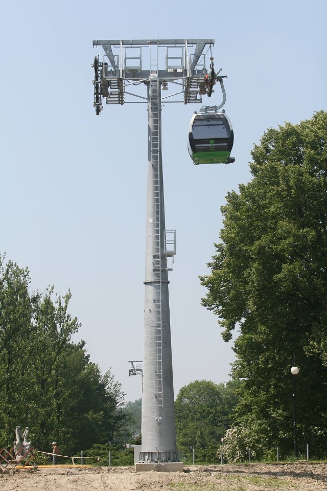 Pierwsza gondola kolejki Elka