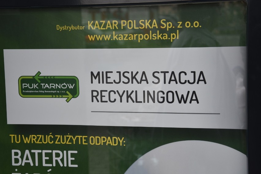 Tarnów. Mobilna stacja recyklingu ułatwi pozbycie się zużytych żarówek, baterii i telefonów