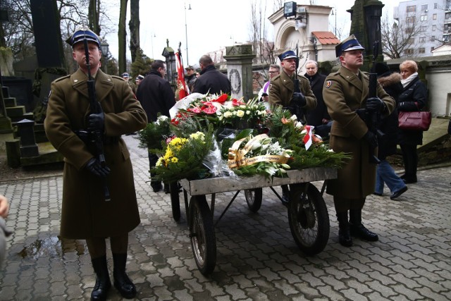 Pogrzeb Tomasza Breitkopfa. Jeden z ostatnich Powstańców Warszawskich zginął w pożarze. Miał 91 lat [ZDJĘCIA]