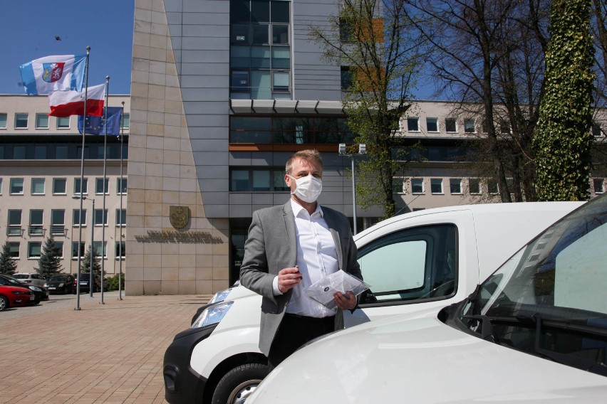 Sanepid w Jarosławiu dostanie samochód do przewozu próbek do badań, które zostały pobrane od osób z podejrzeniem koronawirusa