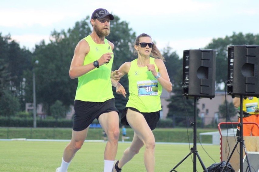 Puchar pięciu biegów na stadionie Powiatowego Centrum Sportu w Bełchatowie