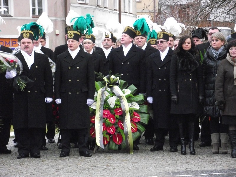 Złożyli kwiaty pod pomnikiem Wyżykowskiego