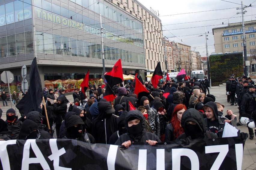 Demonstracja przeciwko Europejskiemu Kongresowi Gospodarczemu w Katowicach [ZDJĘCIA]