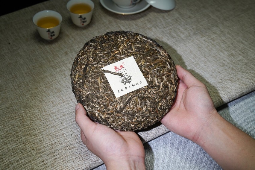Oryginalna prasowana herbata pu-erh
