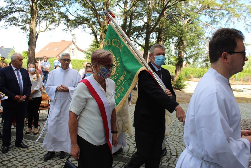 Gm. Szamotuły. Wierni z parafii w Otorowie dziękowali za tegoroczne plony [ZDJĘCIA]