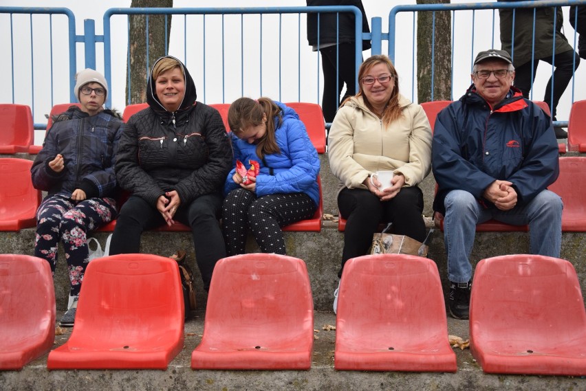 Końcowy mecz II ligi okręgowej juniorów Pogoń Świebodzin vs...