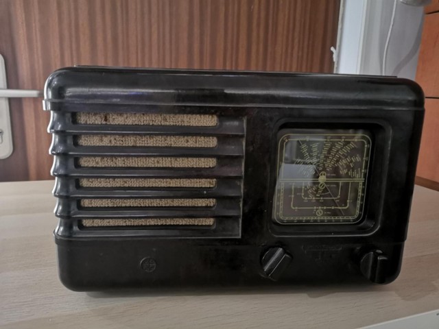 Radiofonię można słuchać na analogowych odbiornikach radiowych - a takie odchodzą już do lamusa