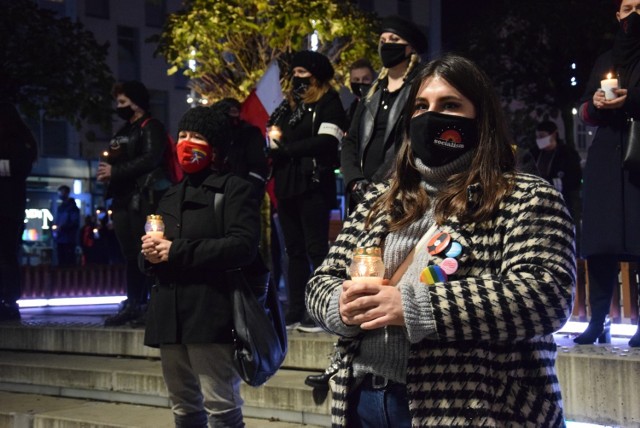 Milczący Protest na rynku w Katowicach 13 listopada