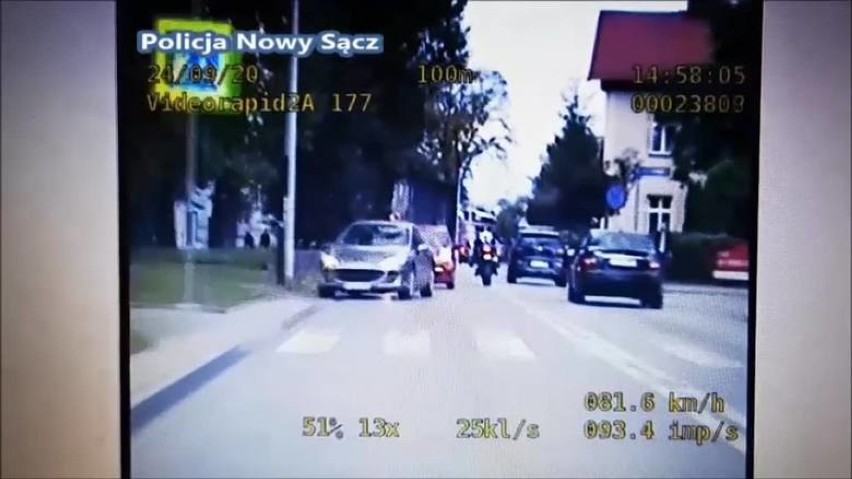 Nowy Sącz. Motocyklista uciekał przed policją i przez miasto pędził 130 km/h! Grozi nawet do 5 lat więzienia [FILM]