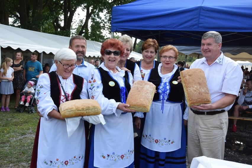 Święto chleba w Sławutowie (sierpień 2018). Nie zabrakło trydycyjnych wypieków i tym razem