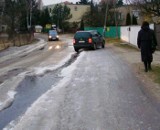 Kiekrz - Woda spływa z pól i marznie na ulicach