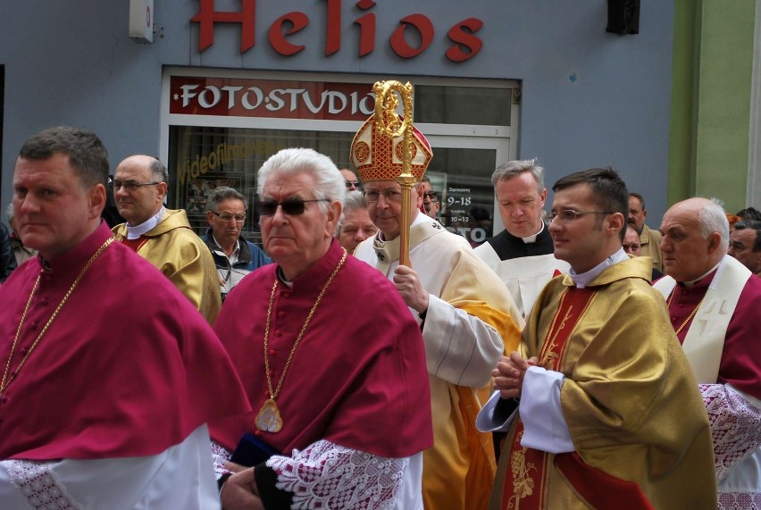 W niedzielę 26 maja 2013 roku kolegiata św. Mikołaja w...