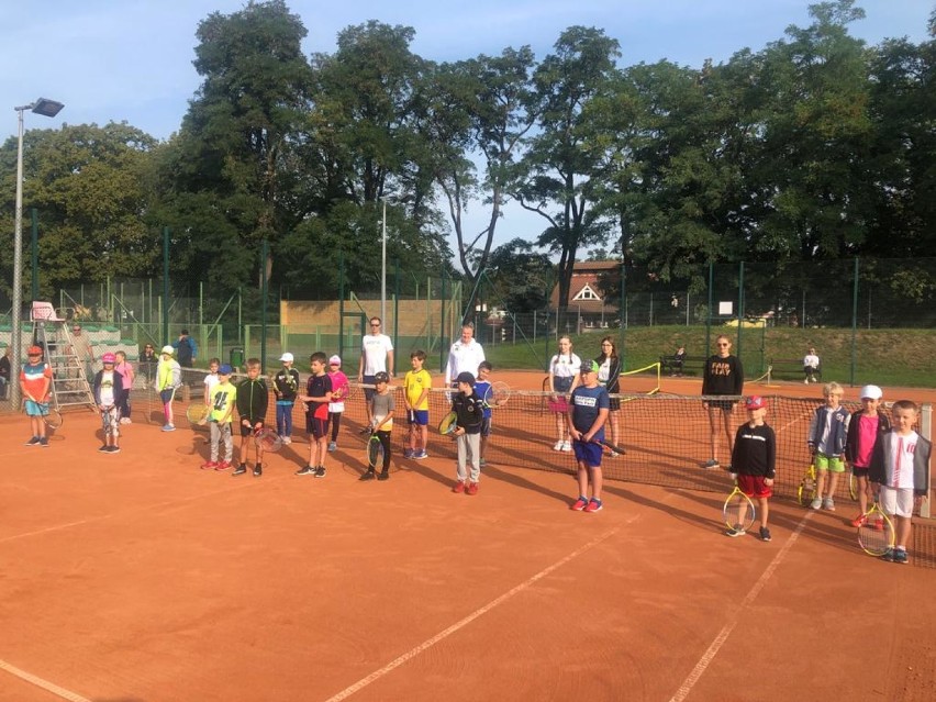 Tenisowy turniej dziecięcy w Głogowie