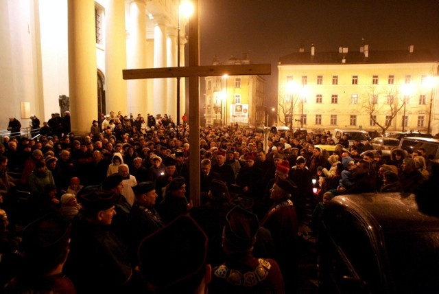 Drogi Krzyżowe w Lublinie odbędą się w piątkowe popołudnie i wieczór