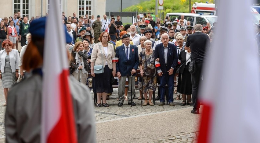 Syreny oraz uroczyste obchody. Gdańsk uczcił rocznicę...