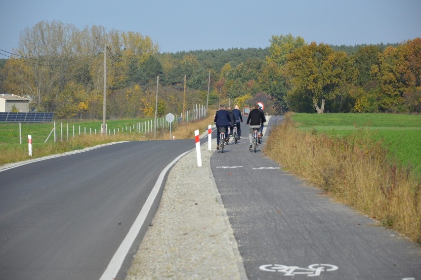 Oddano do użytku odcinek drogi Wilkowo - Borów.