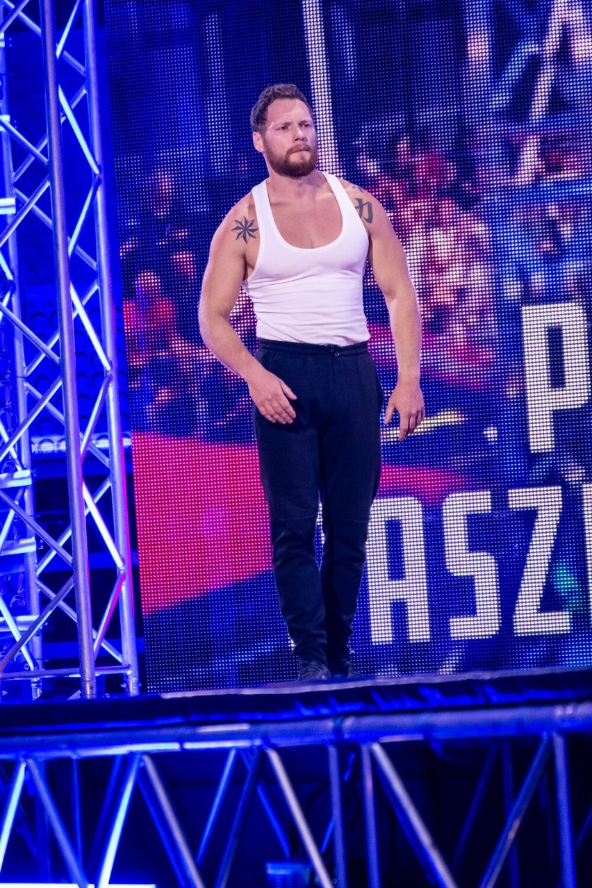 Patryk Raszkowski z Kalisza na torze „Ninja Warrior Polska V”