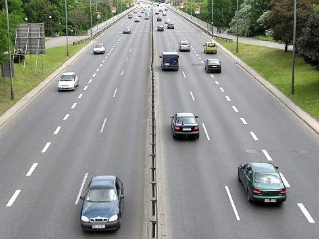 Rosnące ceny paliw i kosztów eksploatacji sprawiają, że wiele ...