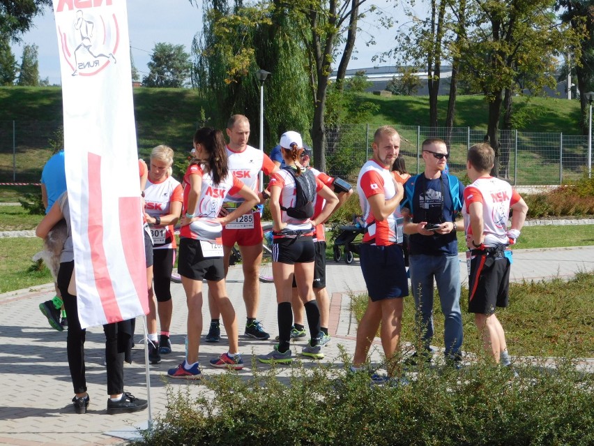 W Wałbrzychu w ramach cyklu biegów Runner’s World Super Bieg rozegrano II Półmaraton Górski Wałbrzych i Dziesiątkę Staropolanki.