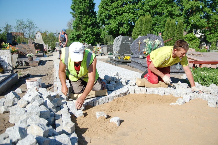 Renowacja cmentarza parafialnego w Zbąszyniu [ZDJĘCIA]