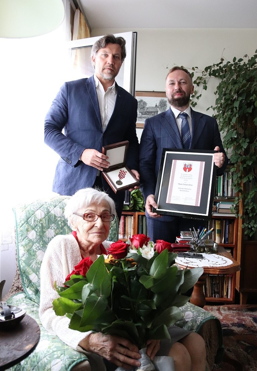 Maria Znojewska, uczestniczka powstania warszawskiego, otrzymała Odznakę Honorową Miasta Kalisza. ZDJĘCIA