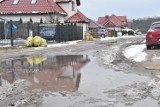 Wągrowiec. Jest źle, a na wiosnę będzie jeszcze gorzej. Na tych ulicach królują dziury i błoto! Zobacz zdjęcia 