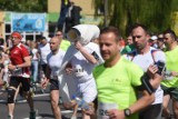 10 km Szpot Swarzędz: Tysiące zawodników na trasie jubileuszowego biegu! [ZDJĘCIA]